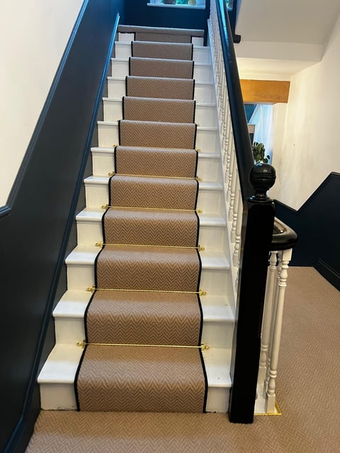Herringbone runner