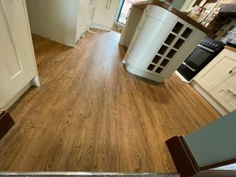 Rustic oak LVT kitchen