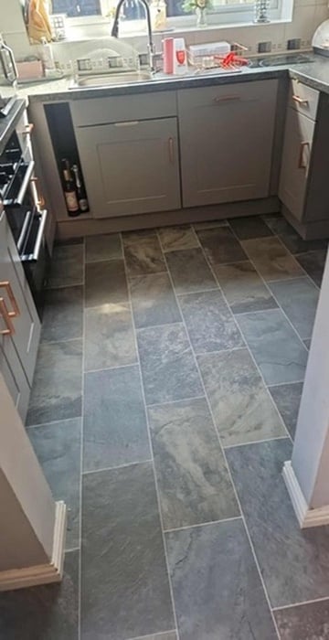 Slate-effect kitchen vinyl